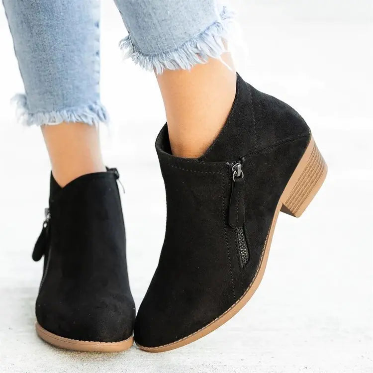 Elara Suede Enkellaarsjes