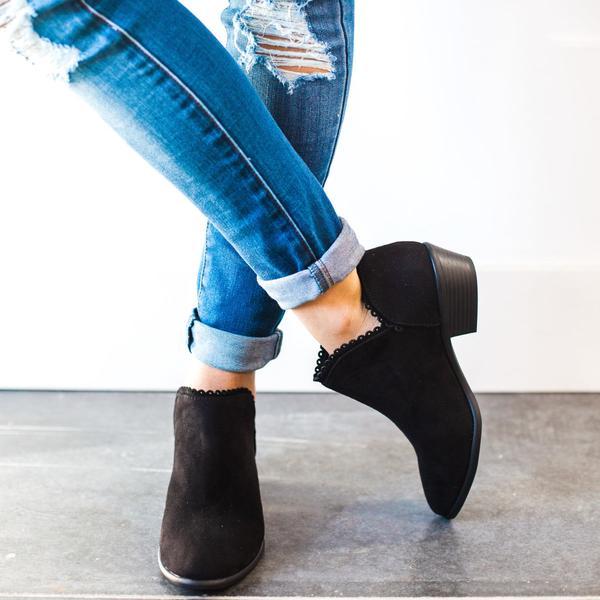 Lace-Up Women's Short Ankle Boots - Low Heel Martin Boots
